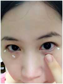 CosNature有機紅石榴緊緻拉提眼霜