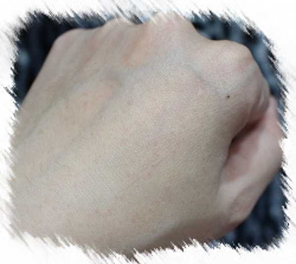 CosNature有機紅石榴緊緻拉提眼霜