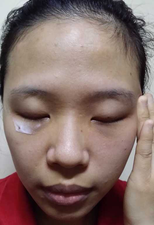 CosNature有機紅石榴緊緻拉提眼霜