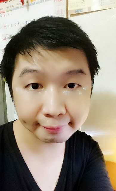 CosNature有機紅石榴緊緻拉提眼霜