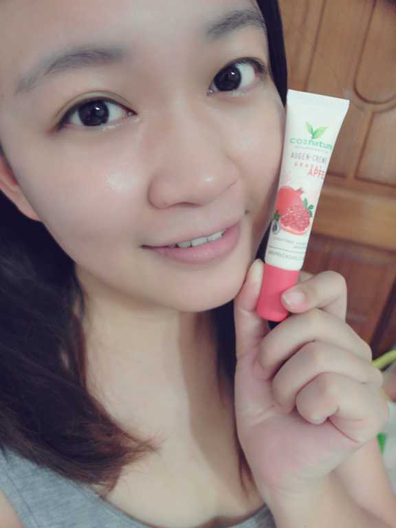 CosNature有機紅石榴緊緻拉提眼霜