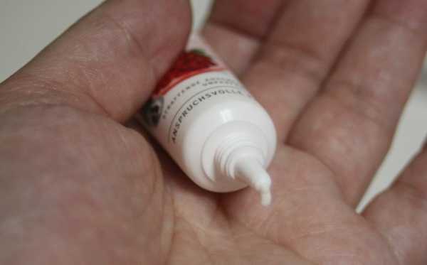 CosNature有機紅石榴緊緻拉提眼霜