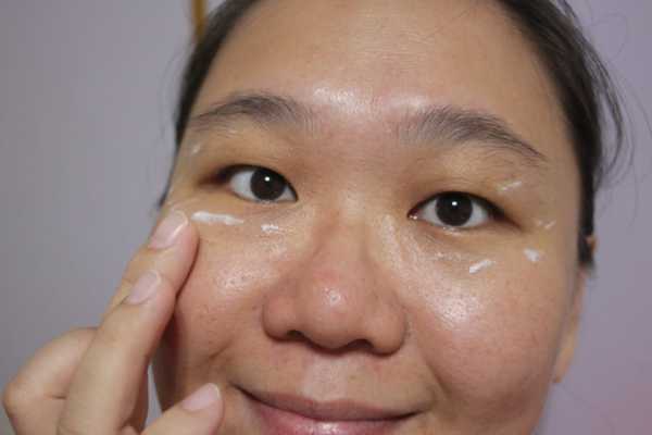 CosNature有機紅石榴緊緻拉提眼霜