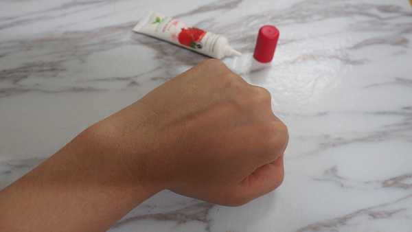 CosNature有機紅石榴緊緻拉提眼霜