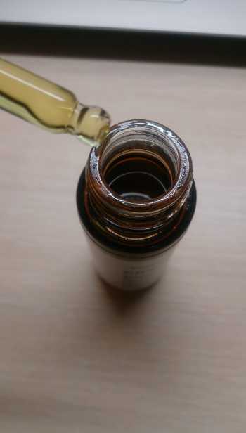 鑽美姬面皰粉刺油脂調理精華預防面皰粉刺