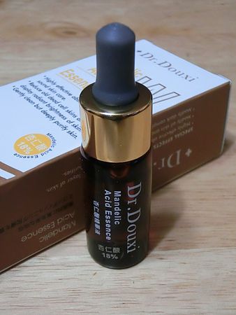 Dr.Douxi杏仁酸精華液(一代)18%