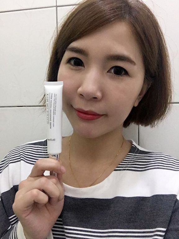 朵璽XIN NI SUNG激光瞬效美白精華