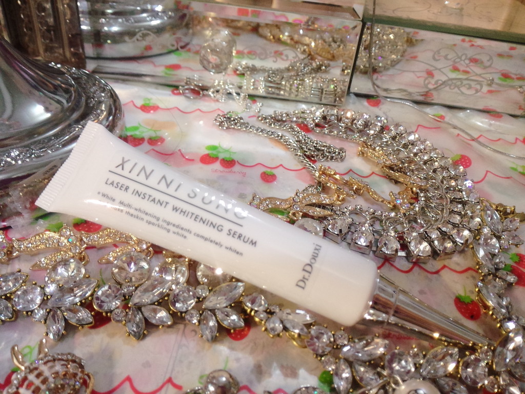 朵璽XIN NI SUNG激光瞬效美白精華