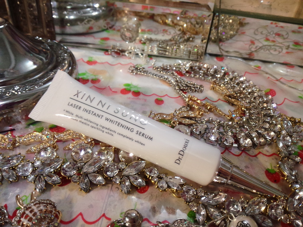 朵璽XIN NI SUNG激光瞬效美白精華