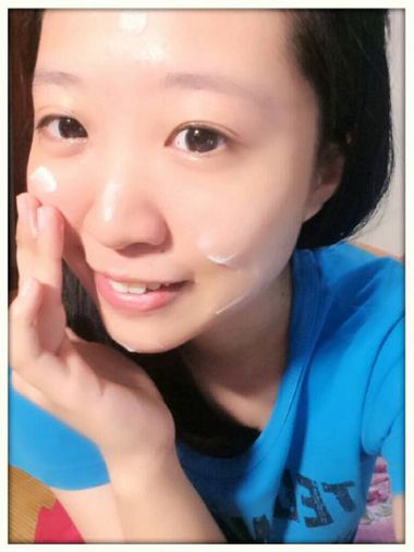 法蘭西娜極緻煥白頂級乳霜