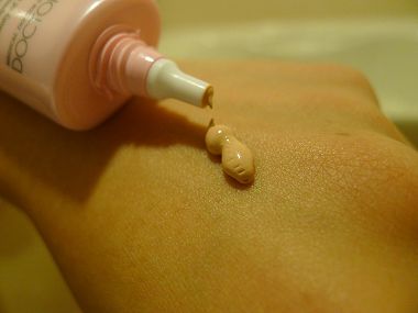 全效活膚修護防曬CC霜SPF50+/PA+++
