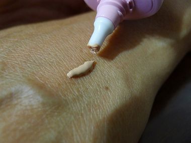 全效活膚修護防曬CC霜SPF50+/PA+++