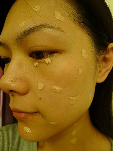 全效活膚修護防曬CC霜SPF50+/PA+++