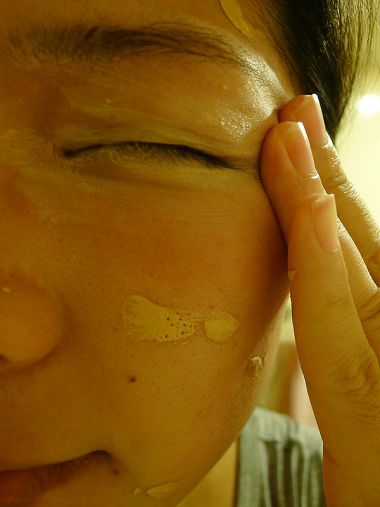 全效活膚修護防曬CC霜SPF50+/PA+++