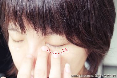 DIAMANA眼霜011-1.JPG