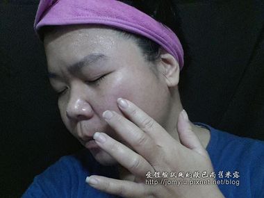 一覺醒來皮膚就變得不一樣的琺頌高效保濕氣色晚安膜櫻花柑橘