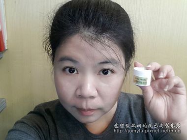 一覺醒來皮膚就變得不一樣的琺頌高效保濕氣色晚安膜櫻花柑橘