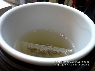 粉嫩好氣色桃花朵朵開的艾菲莉粉戀桃花花茶飲