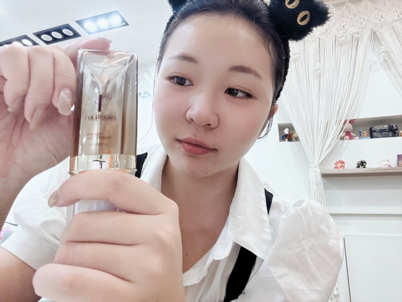 POETRYDANI 霧感遮瑕隔離乳(つ´ω`)つ開箱 試用