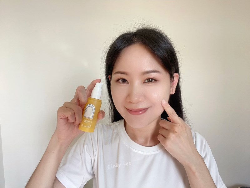 [保養]小黃瓶【KOZI平衡保濕精華】Cindy開箱分享保養