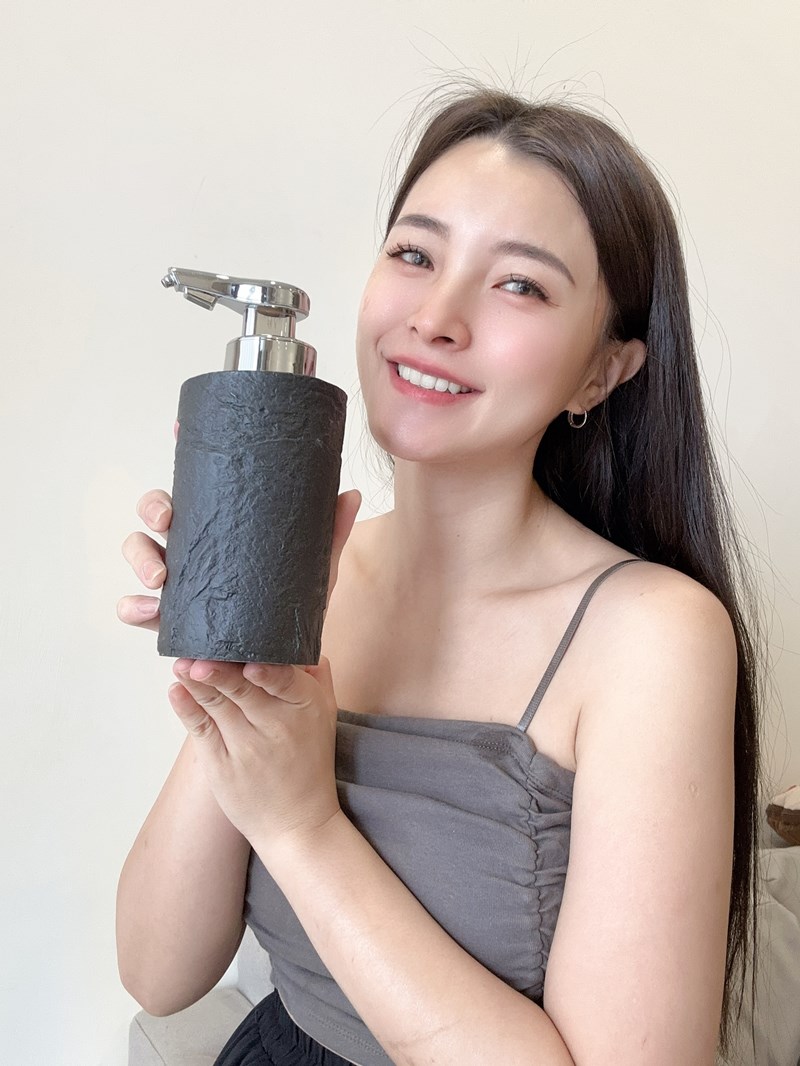 女人知己試用大隊,口碑行銷,部落客行銷,防護大師 感應式泡沫給皂機,0.25s 極速感應出液,免接觸,减少交叉感染,可充電,續航時間6個月,內嵌式結構設計,比市場上洗手機的防水等級更高,瓶器多樣性,選擇性高   