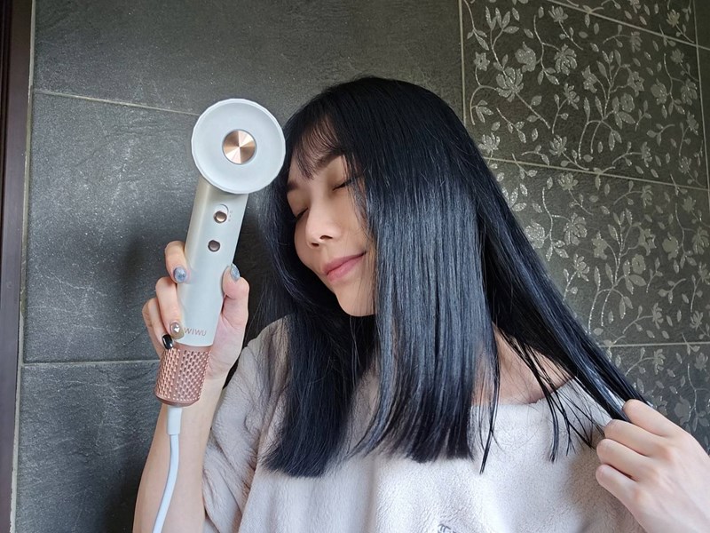 女人知己試用大隊,口碑行銷,部落客行銷,WiWU負離子高速吹風機,高速負離子吹風機推薦,護髮吹風機負離子,快速乾髮負離子吹風機,吹風機推薦護髮效果,吹風機旅行便攜款,靜音高速吹風機,頭髮快乾吹風機推薦,負離子吹風機直髮/捲髮適用,吹風機品牌性價比推薦,美髮師專用吹風機,沙龍級高速吹風機,吹風機熱風護髮科技,WiWU家用專業吹風機,吹風機快速乾髮神器,吹風機CP值高推薦,吹風機排行榜2024,離子吹風機溫和護髮