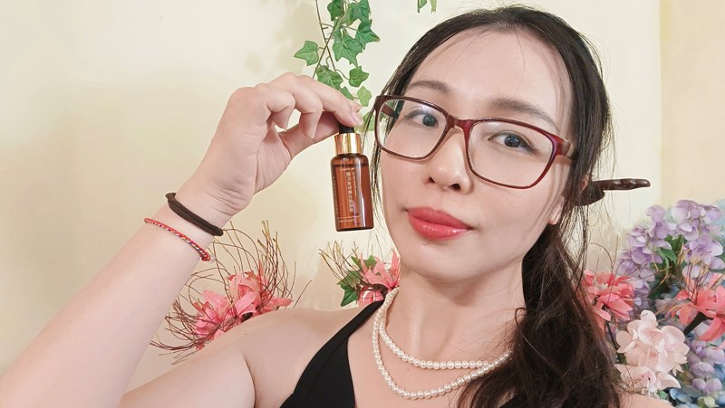 【保養】保濕緊緻亮白,三合一「Biomeni碧美倪Dr.St 【保養】保濕緊緻亮白,三合一「Biomeni碧美倪Dr.St