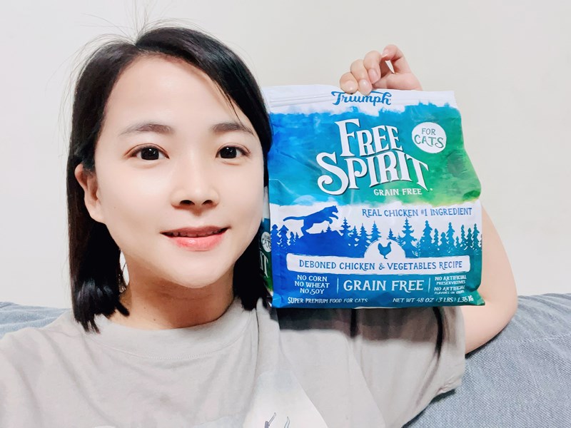 Triumph奔放去骨雞肉糙米配方天然糧及奔放去骨雞肉莓果配 Triumph奔放去骨雞肉糙米配方天然糧及奔放去骨雞肉莓果配