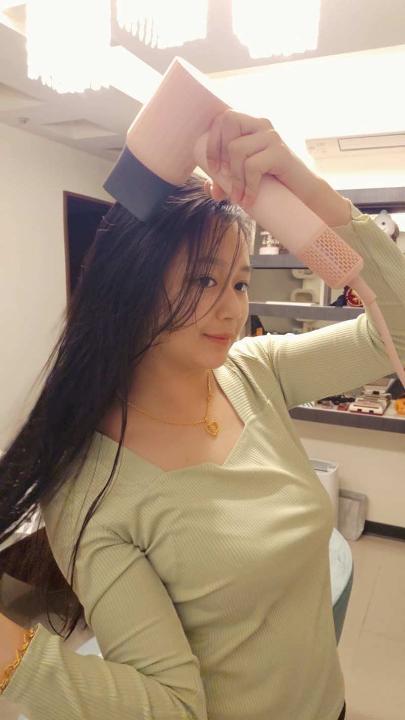 女人知己試用大隊,口碑行銷,部落客行銷,WiWU負離子高速吹風機,高速負離子吹風機推薦,護髮吹風機負離子,快速乾髮負離子吹風機,吹風機推薦護髮效果,吹風機旅行便攜款,靜音高速吹風機,頭髮快乾吹風機推薦,負離子吹風機直髮/捲髮適用,吹風機品牌性價比推薦,美髮師專用吹風機,沙龍級高速吹風機,吹風機熱風護髮科技,WiWU家用專業吹風機,吹風機快速乾髮神器,吹風機CP值高推薦,吹風機排行榜2024,離子吹風機溫和護髮