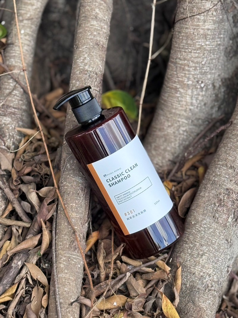 Flora Floral花葉純萃洗淨洗髮精 使用評價|頭皮清 試用