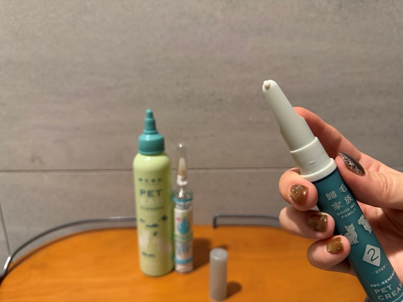 女人知己試用大隊,口碑行銷,部落客行銷,歸毛家族,歸毛家族萌耳液,歸毛家族萌耳靈,Goodmofamily歸毛家族 寵物萌耳保衛組,歸毛家族 萌耳保衛組,萌耳液,萌耳靈,精萃營養霜,耳道營養保護力,平衡耳道內油脂分泌,無抗生素,無類固醇,神經醯胺,歐盟有機認證成分,19種綜合胺基酸,榮獲SNQ國家認證,上萬毛爸媽見證,3週幫助耳道健康