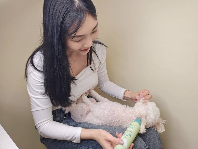 女人知己試用大隊,口碑行銷,部落客行銷,歸毛家族,歸毛家族萌耳液,歸毛家族萌耳靈,Goodmofamily歸毛家族 寵物萌耳保衛組,歸毛家族 萌耳保衛組,萌耳液,萌耳靈,精萃營養霜,耳道營養保護力,平衡耳道內油脂分泌,無抗生素,無類固醇,神經醯胺,歐盟有機認證成分,19種綜合胺基酸,榮獲SNQ國家認證,上萬毛爸媽見證,3週幫助耳道健康