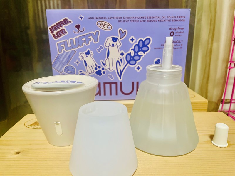 女人知己試用大隊,口碑行銷,部落客行銷,FRAMULA芬乘 寵物香氛儀套裝組,寵物香氛儀,芬乘FRAMULA,寵物去味神器,寵物環保香氛,精油香氛,無酒精香氛儀,寵物異味控制,高質感香氛儀,毛孩居家香氛,低音靜音香氛機,毛孩精緻生活