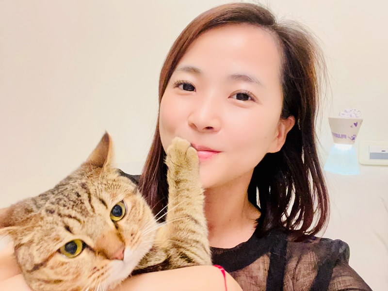 女人知己試用大隊,口碑行銷,部落客行銷,FRAMULA芬乘 寵物香氛儀套裝組,寵物香氛儀,芬乘FRAMULA,寵物去味神器,寵物環保香氛,精油香氛,無酒精香氛儀,寵物異味控制,高質感香氛儀,毛孩居家香氛,低音靜音香氛機,毛孩精緻生活