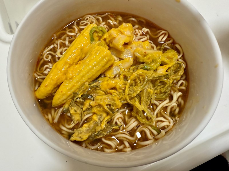 [美食]超好吃泡菜小姐【黃金泡菜、黃金玉米筍、黃金海帶絲、黃