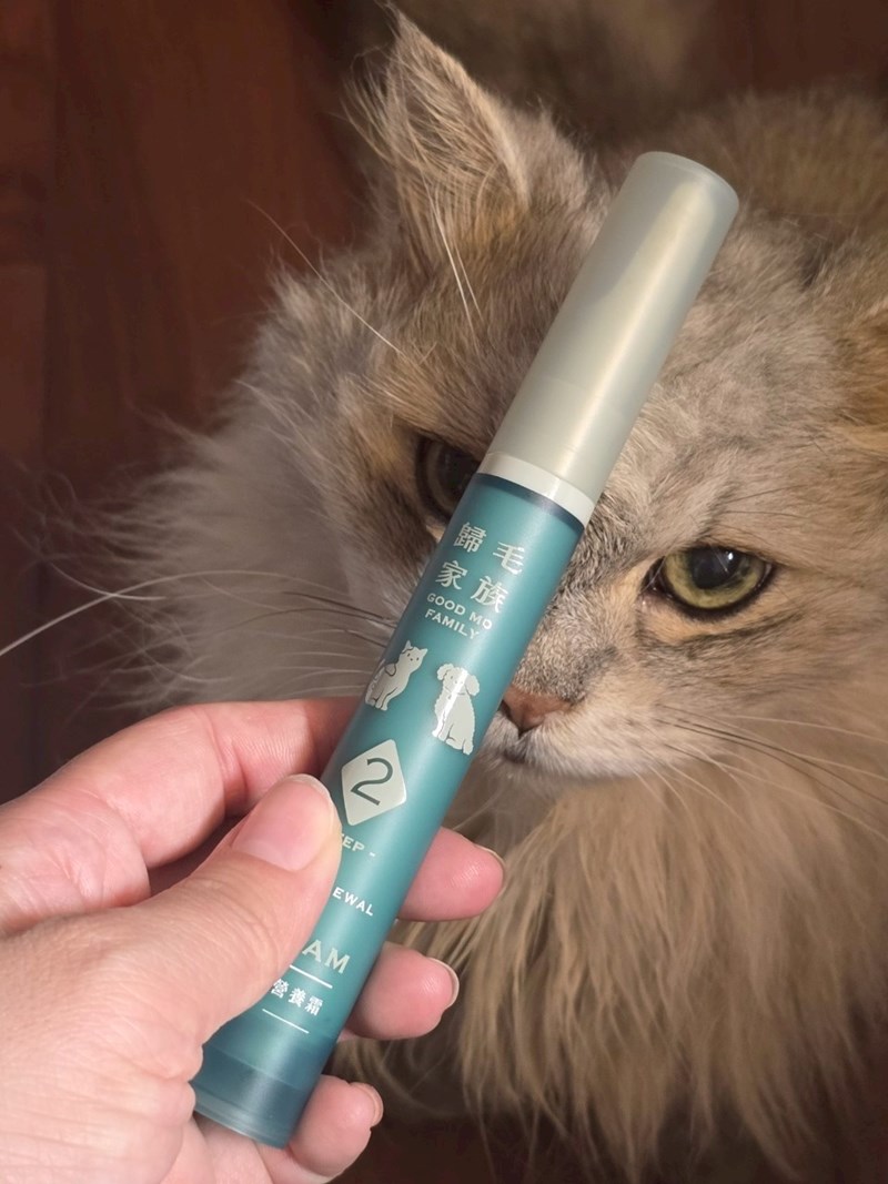 女人知己試用大隊,口碑行銷,部落客行銷,歸毛家族,歸毛家族萌耳液,歸毛家族萌耳靈,Goodmofamily歸毛家族 寵物萌耳保衛組,歸毛家族 萌耳保衛組,萌耳液,萌耳靈,精萃營養霜,耳道營養保護力,平衡耳道內油脂分泌,無抗生素,無類固醇,神經醯胺,歐盟有機認證成分,19種綜合胺基酸,榮獲SNQ國家認證,上萬毛爸媽見證,3週幫助耳道健康