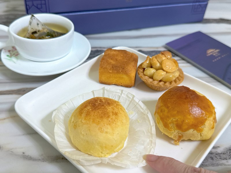 [美食]漢坊臻饌中秋禮盒J【鳳梨酥、蛋黃酥、金沙小月、夏威夷