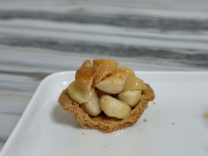 [美食]漢坊臻饌中秋禮盒J【鳳梨酥、蛋黃酥、金沙小月、夏威夷