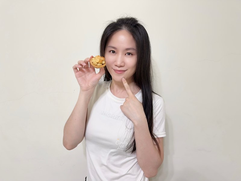 [美食]漢坊臻饌中秋禮盒J【鳳梨酥、蛋黃酥、金沙小月、夏威夷