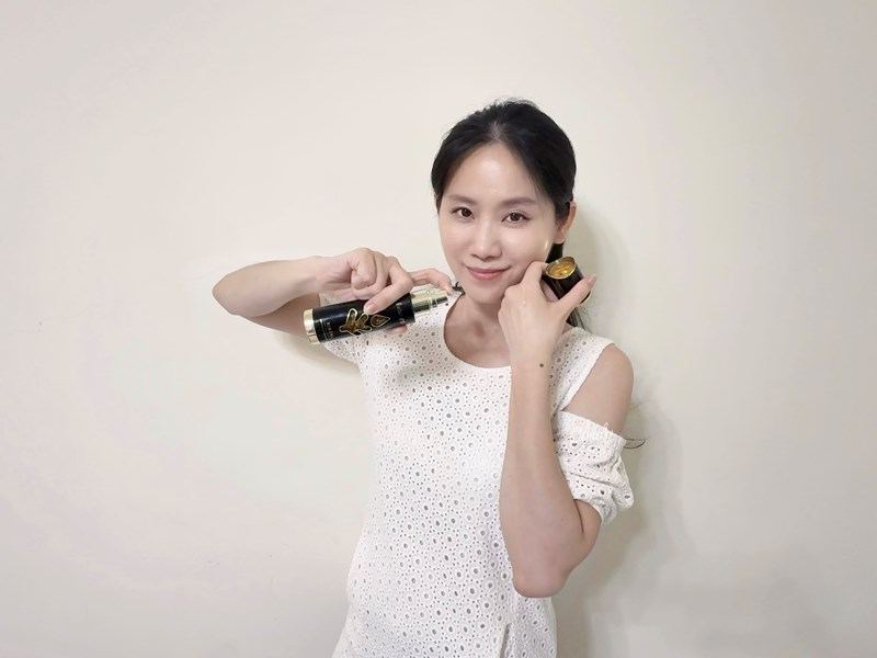 [保養]KORENA珂蕾娜【璀璨時空魚子松露極致金萃精華+璀