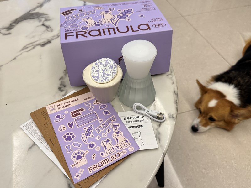 女人知己試用大隊,口碑行銷,部落客行銷,FRAMULA芬乘 寵物香氛儀套裝組,寵物香氛儀,芬乘FRAMULA,寵物去味神器,寵物環保香氛,精油香氛,無酒精香氛儀,寵物異味控制,高質感香氛儀,毛孩居家香氛,低音靜音香氛機,毛孩精緻生活