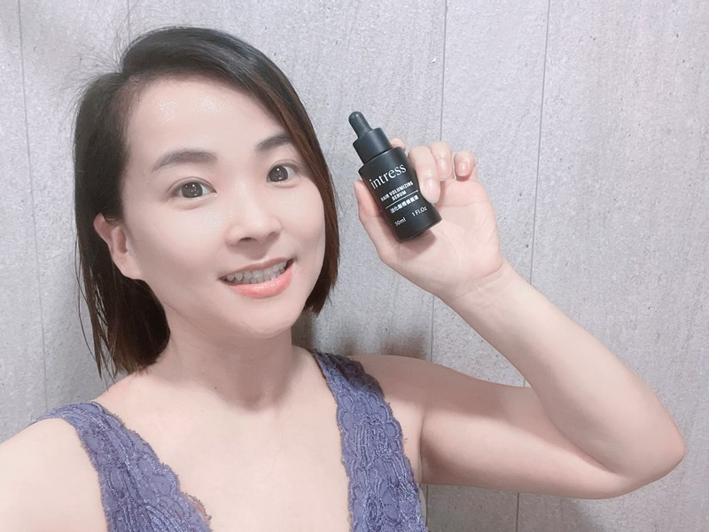 Intress盈翠絲活化髮根養髮液讓視覺年齡更年輕 Intress盈翠絲活化髮根養髮液讓視覺年齡更年輕