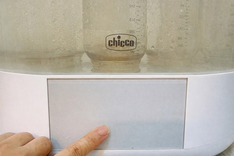 女人知己試用大隊,口碑行銷,部落客行銷,Chicco智能蒸氣烘乾消毒鍋,消毒鍋開箱,仿清淨機等級強效濾網,消毒殺菌99%,預約消毒鍋,Chicco消毒鍋,消毒鍋挑選,奶瓶消毒,消毒鍋,烘乾消毒鍋
