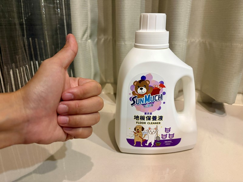 女人知己試用大隊,口碑行銷,部落客行銷,舔食無害,SGS99%抑菌,寵物適用,保加利亞真正薰衣草精油添加,SunMuch熊潔淨,寵物地板清潔劑,植萃地板清潔劑,貓咪,狗狗,寵毛小孩必備,除臭抗菌,柿子酵素添加除臭