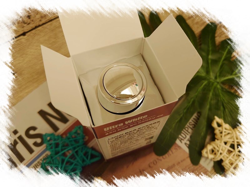 女人知己試用大隊,韓國L'EGERE蘭吉兒光速美白安瓶,韓國蘭吉兒光速美白安瓶,擁有近15年資深醫美背景的韓國科研團隊,研發高品質,安全有效的保養品,提倡精準保養理念,講求保養品用得多不如用得精準,獨家 ARP賦活深導因子,將保養成分更有效運作於肌膚底層,為啟動肌膚光采的鑰匙,光速美白安瓶,ARP賦活深導因子,7天美白,14天淡斑,穀胱甘肽,維他命C磷酸鎂鹽,抑制黑色素,好吸收不黏膩,白天可以用不反黑,很保濕