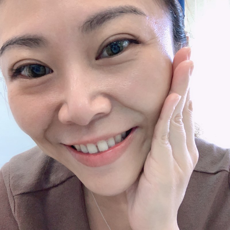 女人知己試用大隊,口碑行銷,Amelia櫻花膠原潤澤晶露,Amelia,櫻花膠原潤澤晶露,膠原蛋白胜肽,日本八重櫻花瓣萃取,荔枝種子萃取,使肌膚透亮嫩白,協助後續保養吸收