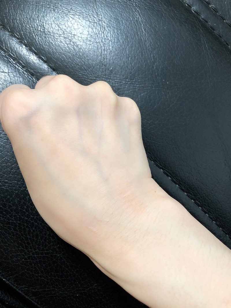 女人知己試用大隊,韓國L'EGERE蘭吉兒光速美白安瓶,韓國蘭吉兒光速美白安瓶,擁有近15年資深醫美背景的韓國科研團隊,研發高品質,安全有效的保養品,提倡精準保養理念,講求保養品用得多不如用得精準,獨家 ARP賦活深導因子,將保養成分更有效運作於肌膚底層,為啟動肌膚光采的鑰匙,光速美白安瓶,ARP賦活深導因子,7天美白,14天淡斑,穀胱甘肽,維他命C磷酸鎂鹽,抑制黑色素,好吸收不黏膩,白天可以用不反黑,很保濕