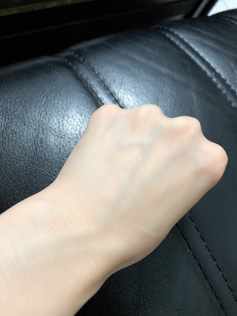 女人知己試用大隊,韓國L'EGERE蘭吉兒光速美白安瓶,韓國蘭吉兒光速美白安瓶,擁有近15年資深醫美背景的韓國科研團隊,研發高品質,安全有效的保養品,提倡精準保養理念,講求保養品用得多不如用得精準,獨家 ARP賦活深導因子,將保養成分更有效運作於肌膚底層,為啟動肌膚光采的鑰匙,光速美白安瓶,ARP賦活深導因子,7天美白,14天淡斑,穀胱甘肽,維他命C磷酸鎂鹽,抑制黑色素,好吸收不黏膩,白天可以用不反黑,很保濕