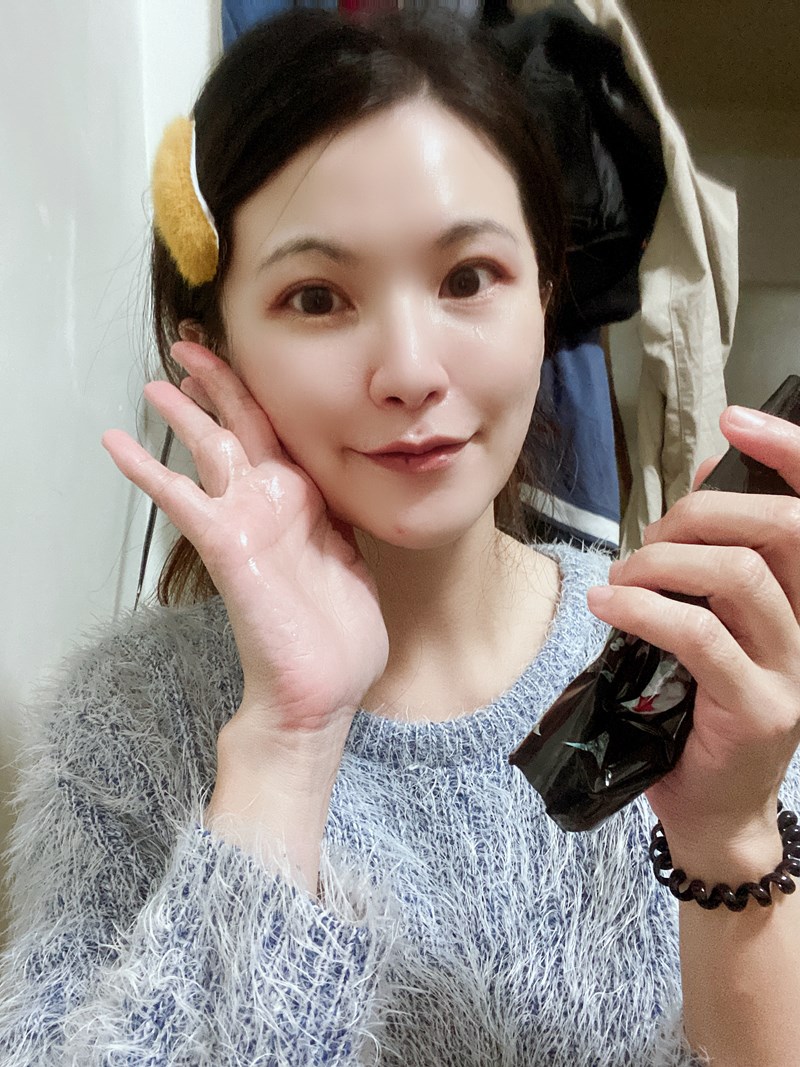 女人知己試用大隊,口碑行銷,部落客行銷,美的意向頂級專業面膜Concept of beauty,原物料與配方來至日本,保濕力可維持至隔天,易上妝不脫妝,保濕,海茴香,七葉樹萃取,氣墊布膜,撫平細紋,積雪草,角鯊烷,亮白,雪絨花,橄欖葉萃取,尿囊素,仙人掌,竹炭黑面膜,肌膚會呼吸,清爽不油膩