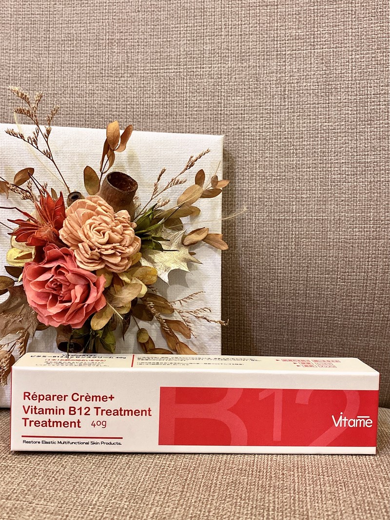女人知己試用大隊,Vitame薇塔蜜維他命B12全能修護霜,Vitame薇塔蜜B12,舒敏修護,擦的B群,適合疲倦的肌膚,對抗肌膚老化,乾燥敏感,神奇修護能力,敏感肌適用,舒緩肌膚不適,保濕滋潤,防止肌膚老化,使肌膚恢復彈性,全家大小都適用,萬用修護